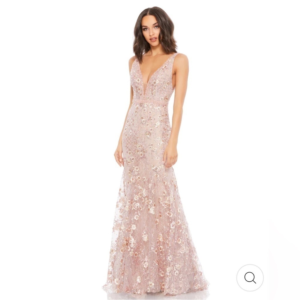 Mac Duggal FLORAL EMBELLISHED SLEEVELESS PLUNGE NECK GOWN rose pink size 4 $698
